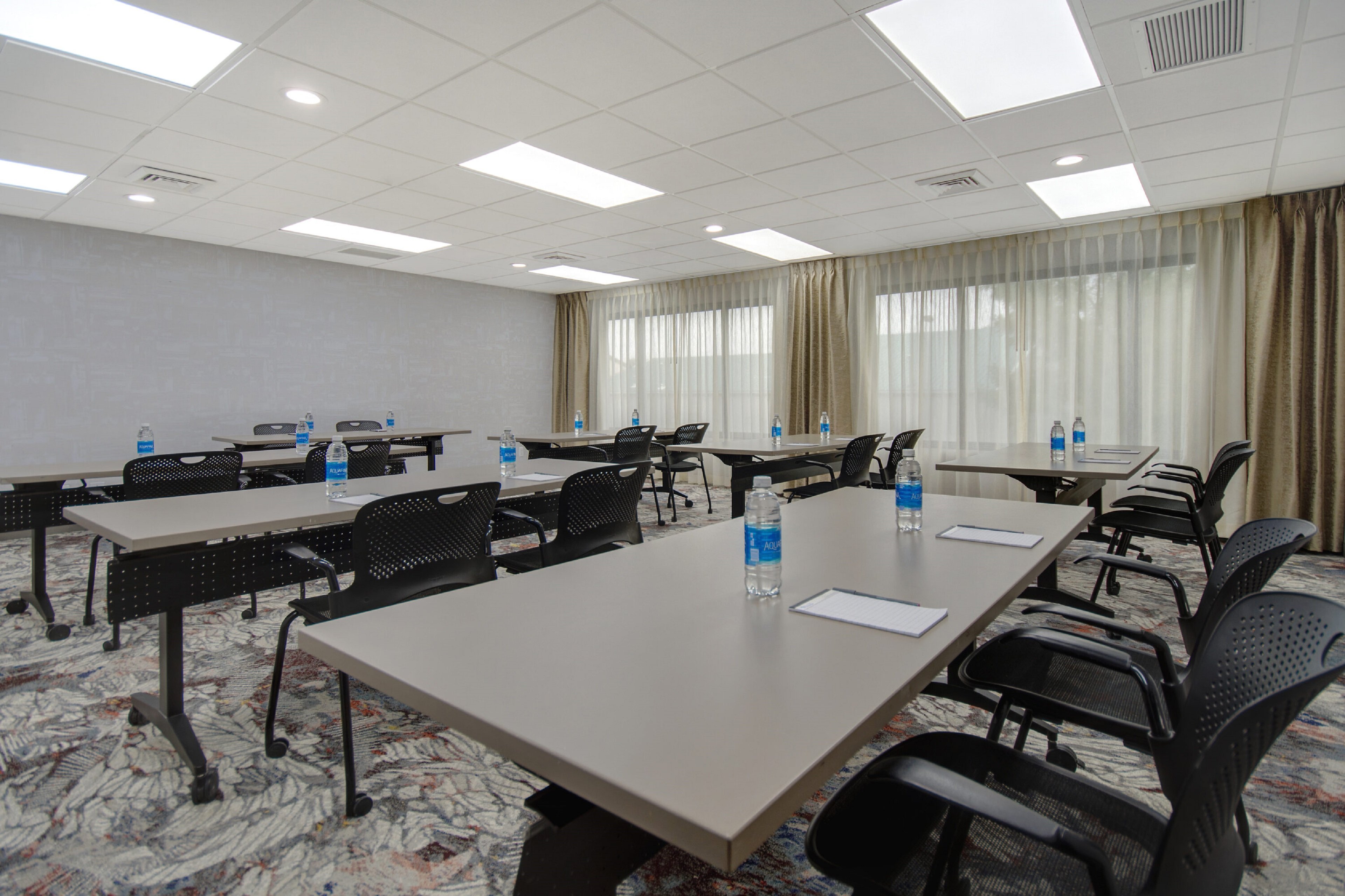Crowne Plaza Auburn Hills 62/73
