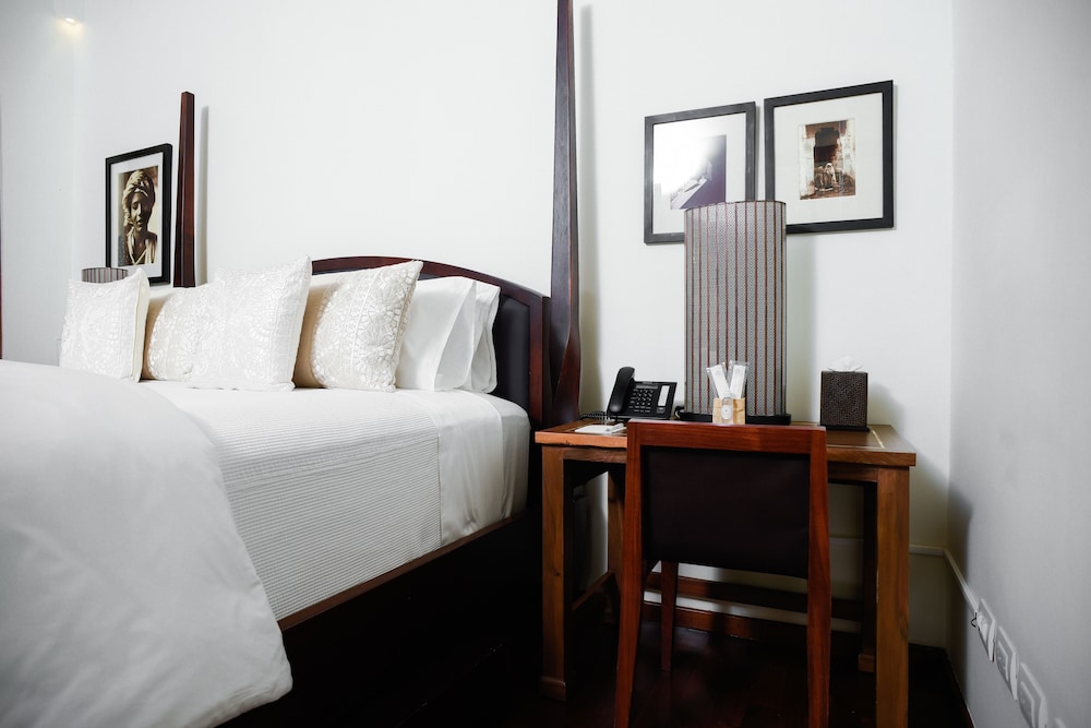 Hotel Casa Blanca 7 15/68