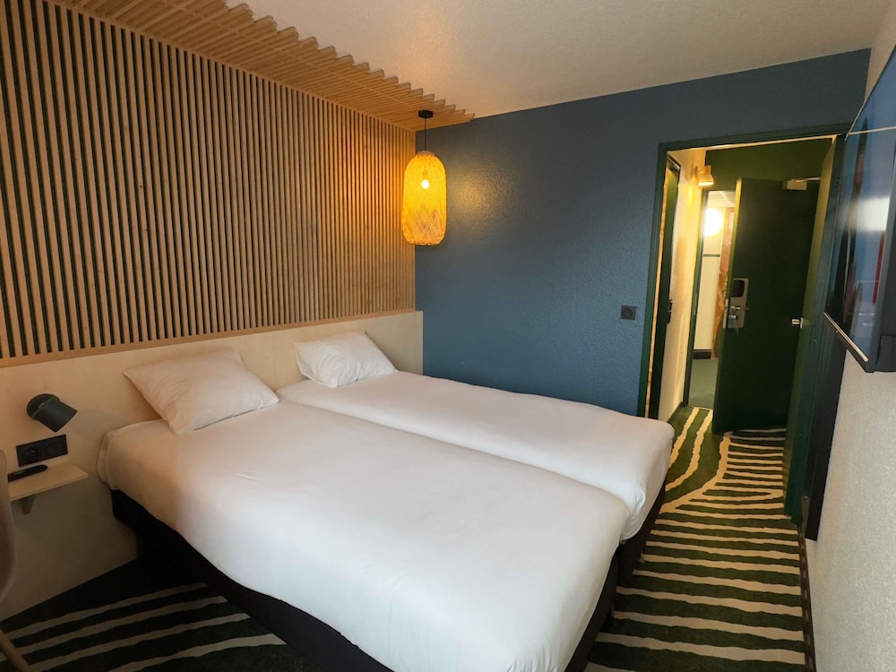 STANDARD, TWIN BEDS