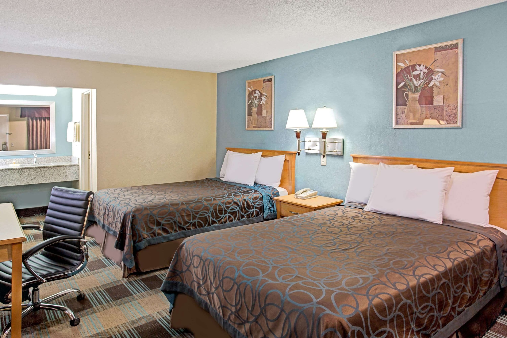 غرفة بسريرين مزدوجين لذوي الإعاقة، Days Inn By Wyndham Ladson Summerville Charleston 3/8