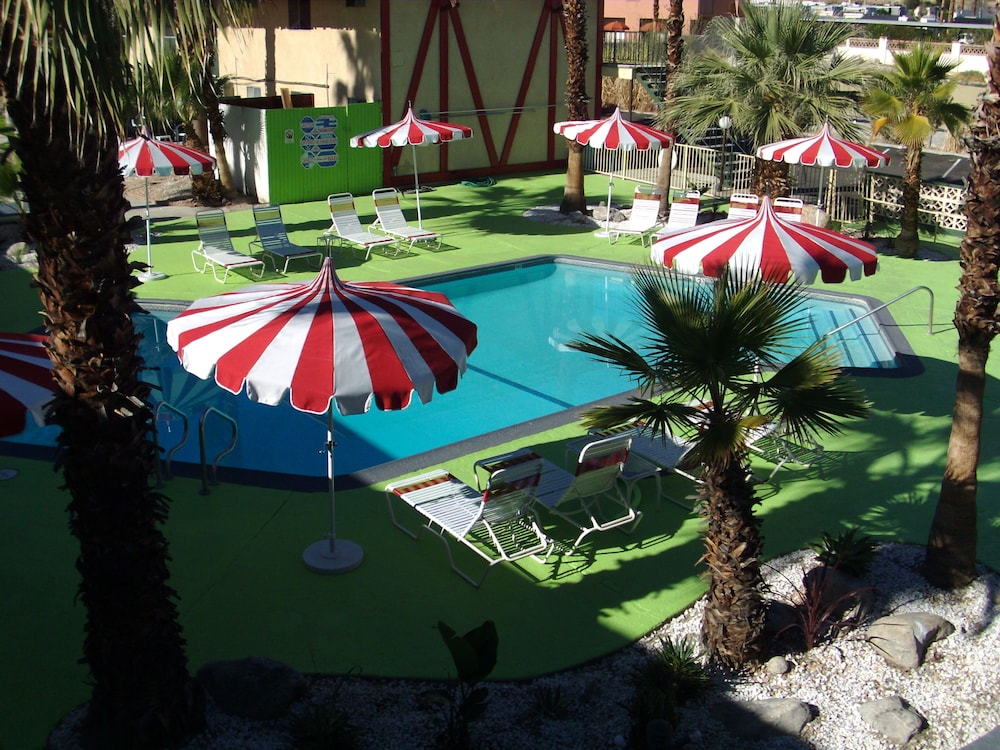 Desert Lodge 21/50