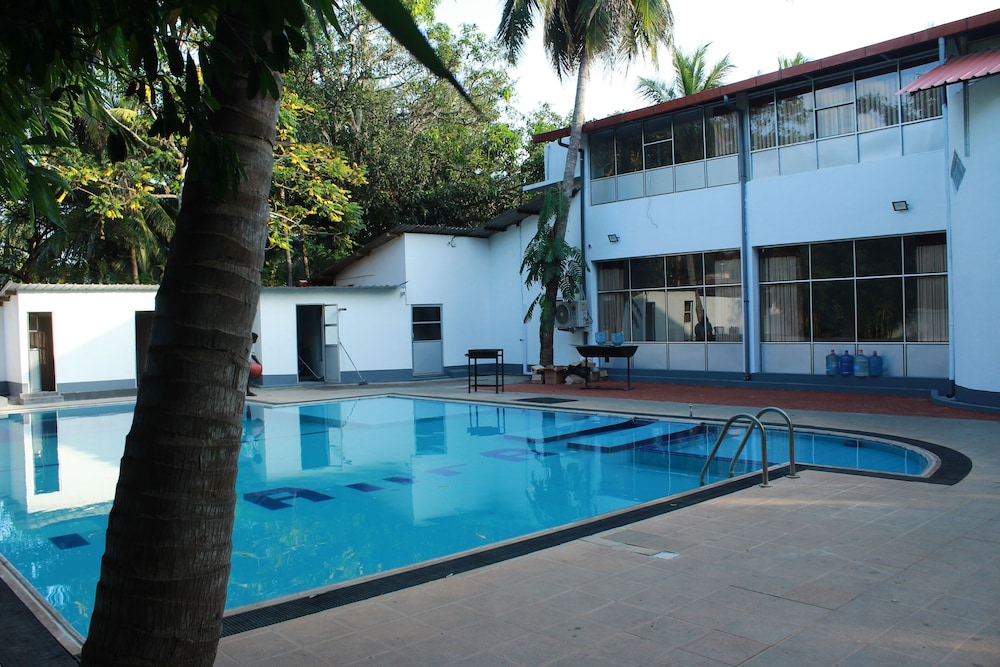Ananthi Hotels 18/18