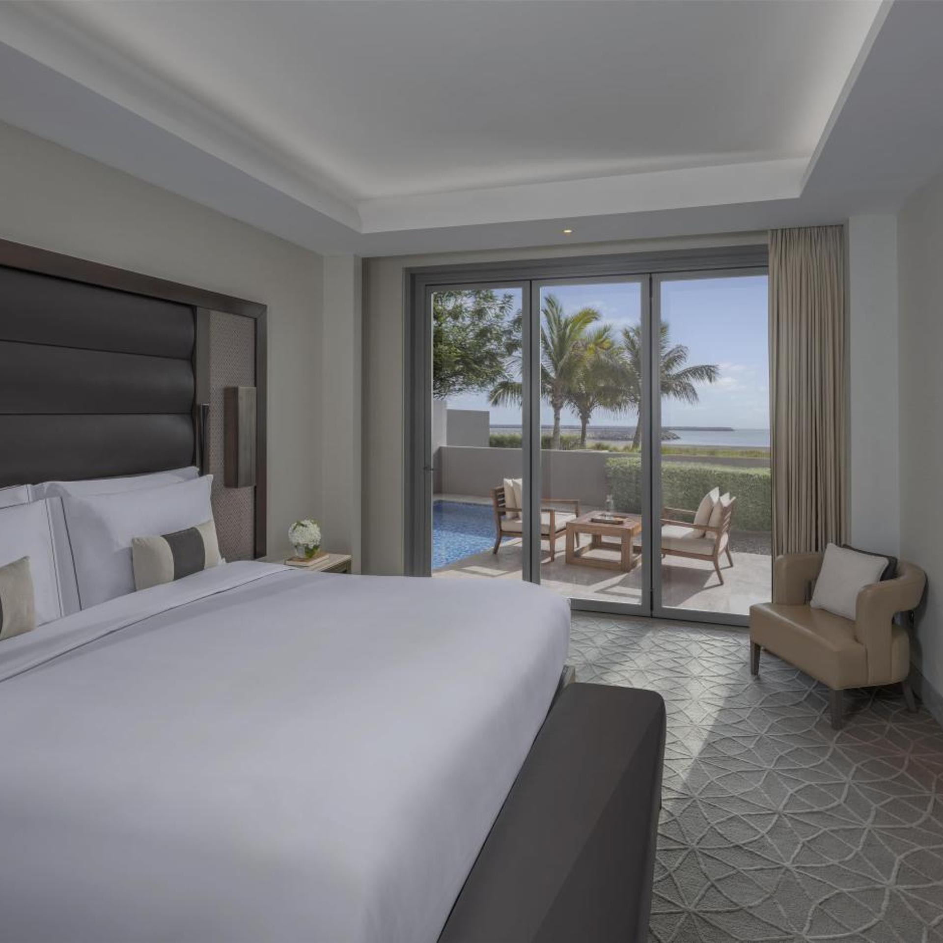 Grand Deluxe Plunge Pool Suite