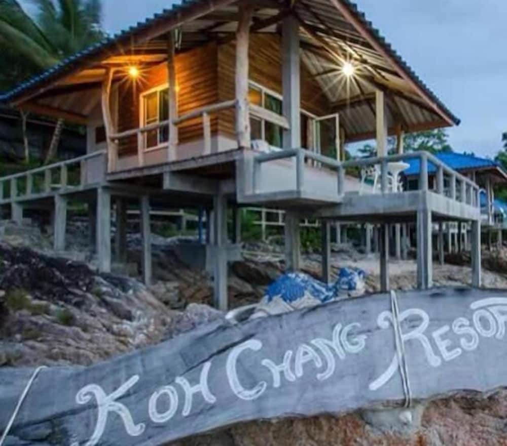 Koh Chang Resort Ranong 1/50