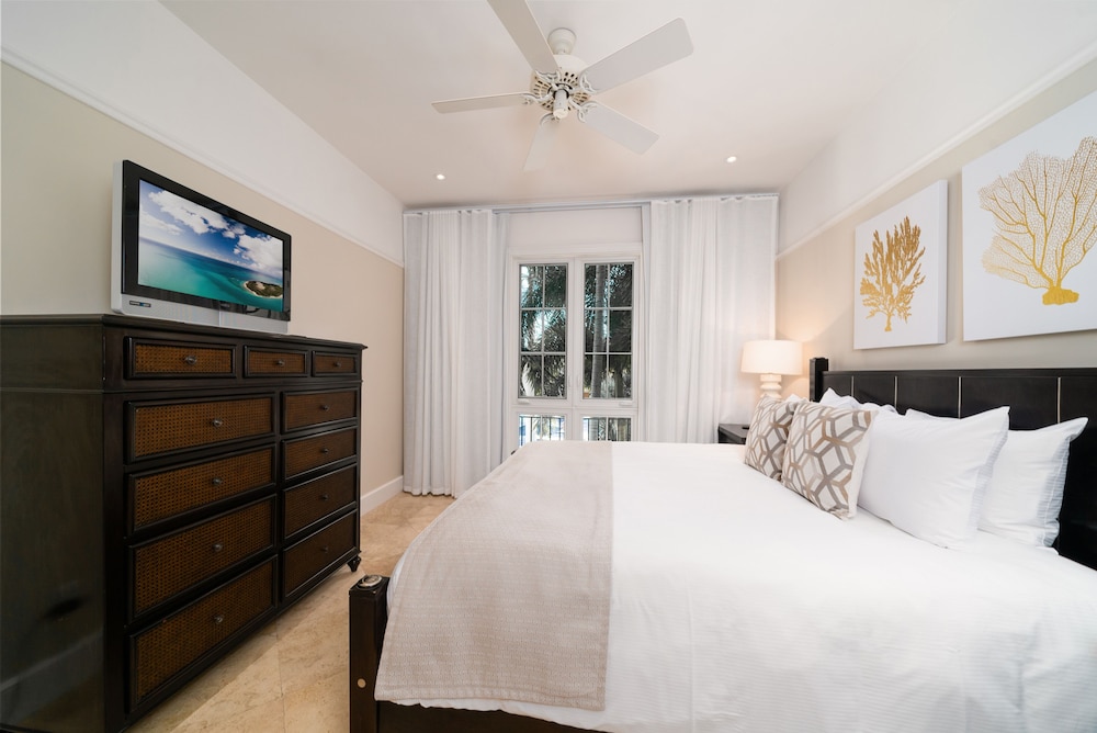 2 BEDROOMS, SUITE, OCEAN FRONT