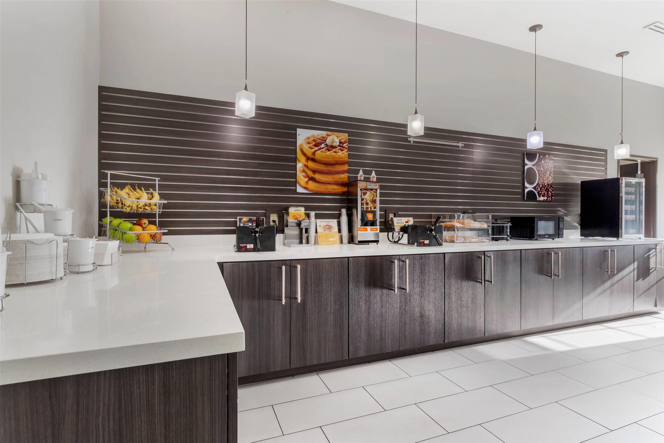 Comfort Inn & Suites Claremore 5/22