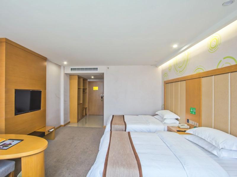 GreenTree Inn Jiaxing Tongxiang City Chongfu International Fur Center Business Hotel 18/39