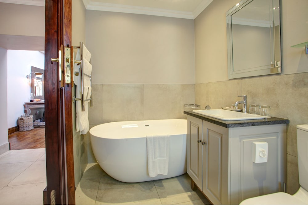 Botlierskop Private Game Reserve 82/83