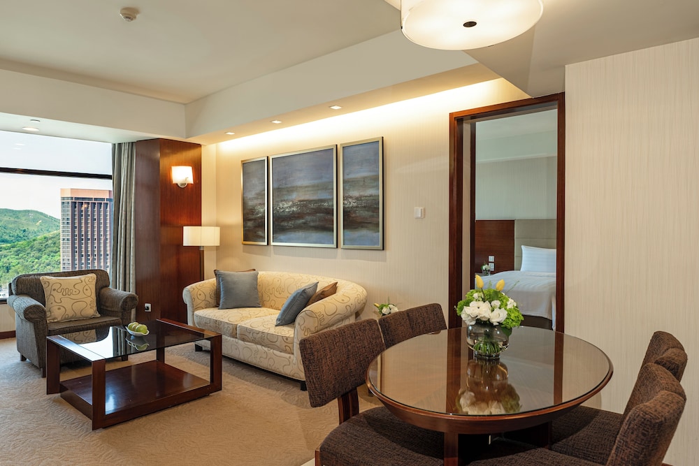 Shangri-La Shenzhen 28/50