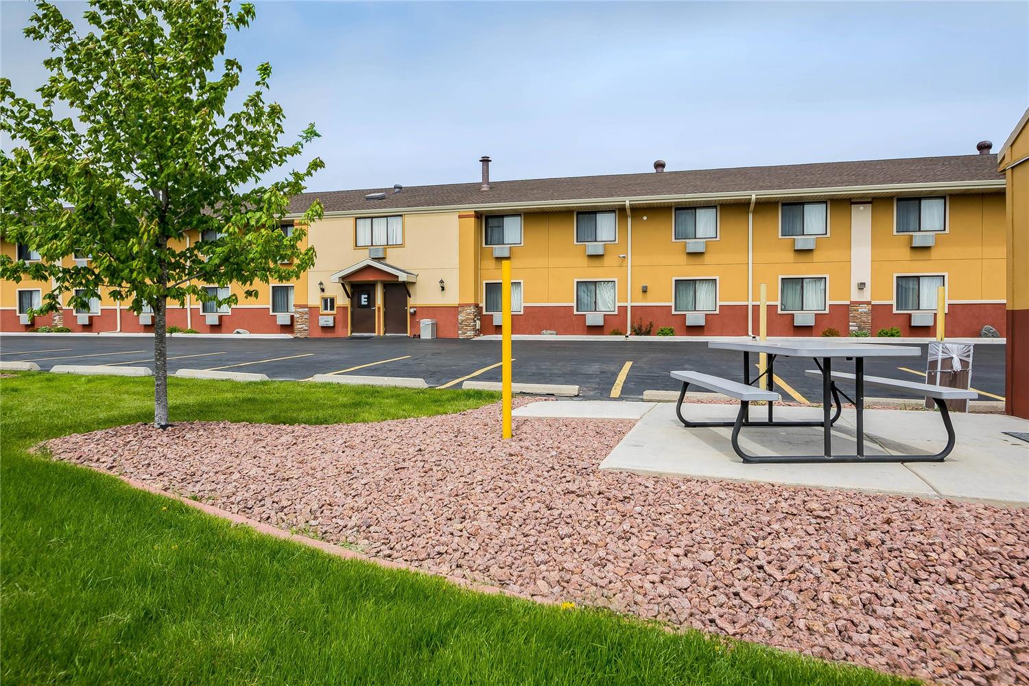 Quality Inn in Janesville, WI 15/16
