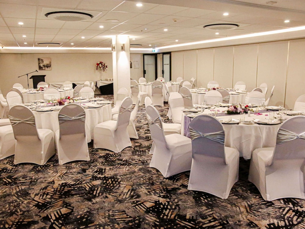 Mercure Orange 54/65