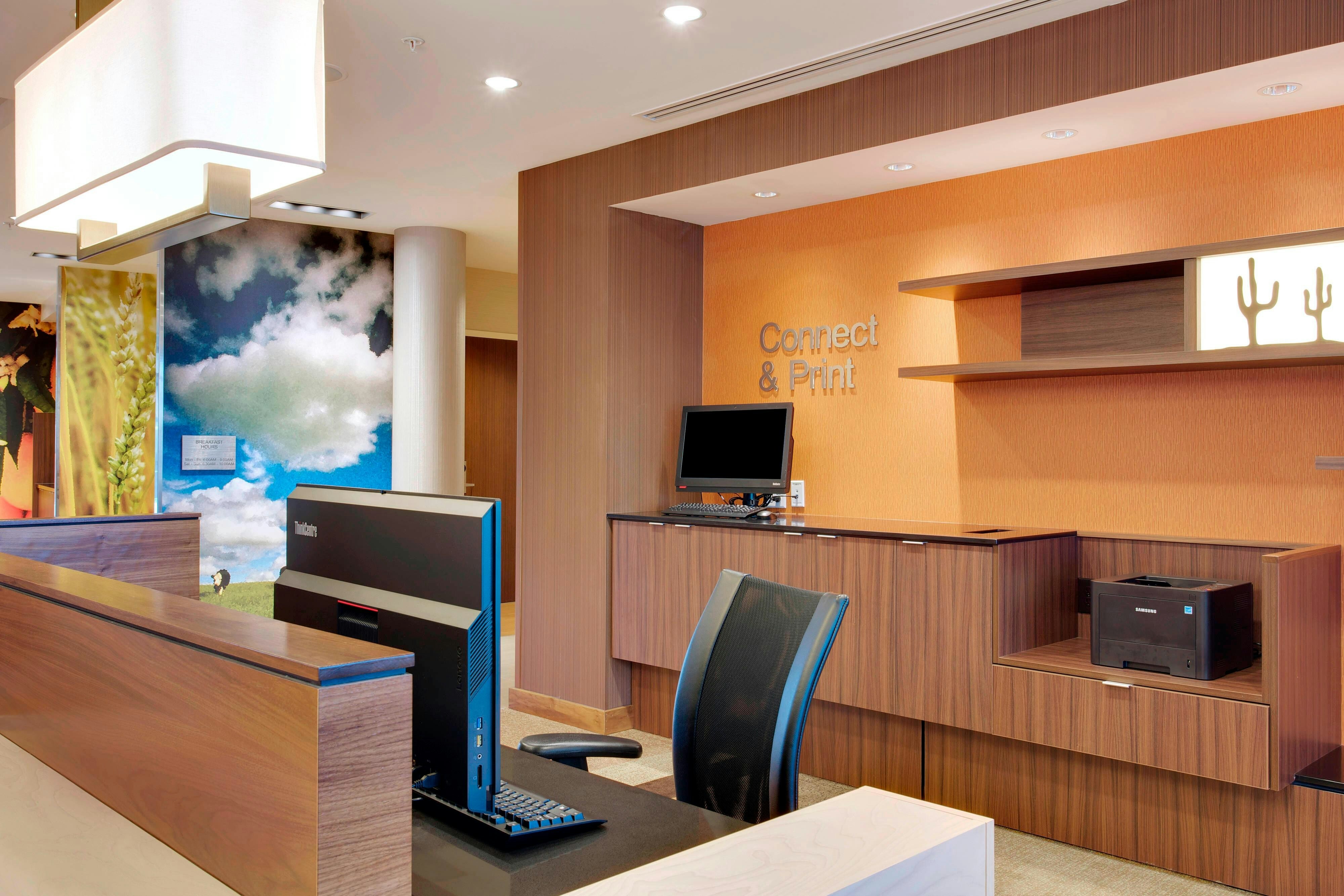 Fairfield Inn & Suites By Marriott Phoenix Tempe/Airport 44/51