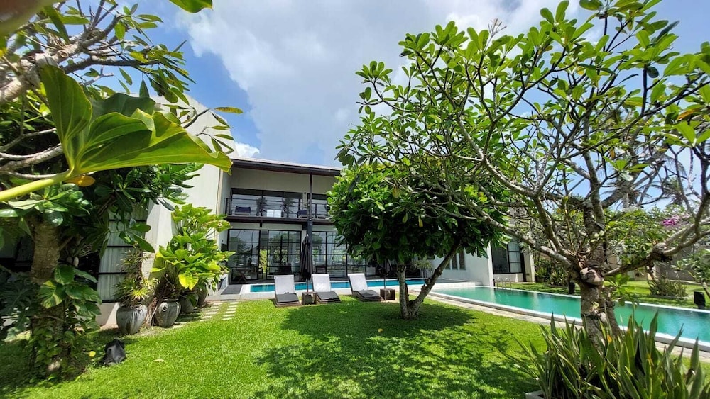 Mirissa Beach Villa 32/46