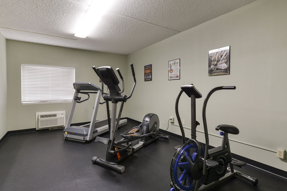 Grand View Inn and Suites 28/42