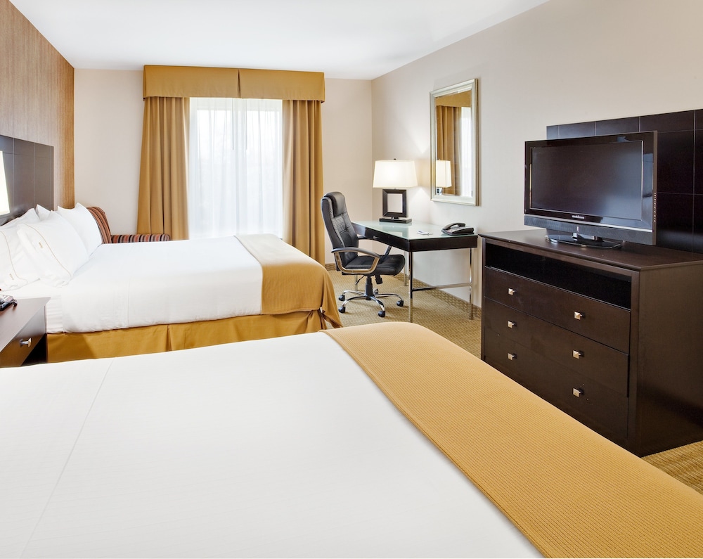 Holiday Inn Express Hotel Suites Lebanon 25/51
