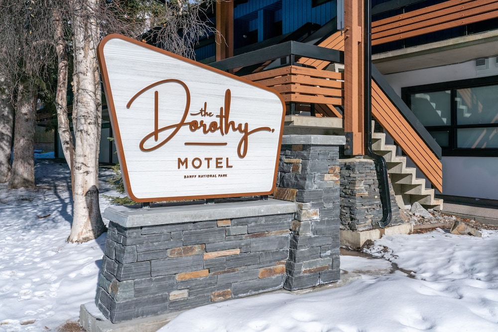 The Dorothy Motel 40/58