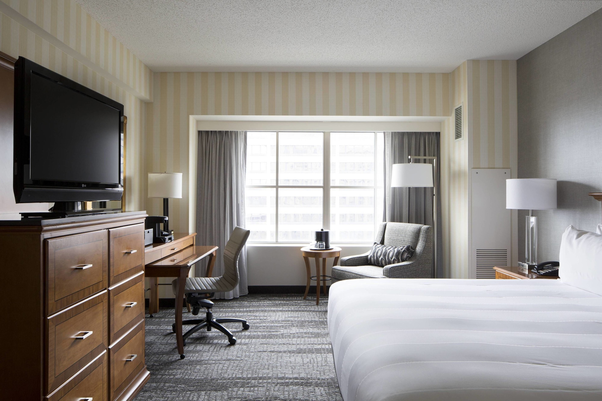غرفة بسرير كينج، Marriott Hartford Downtown 8/10