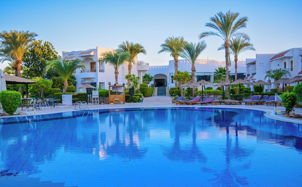 Dive Inn Resort 5/107