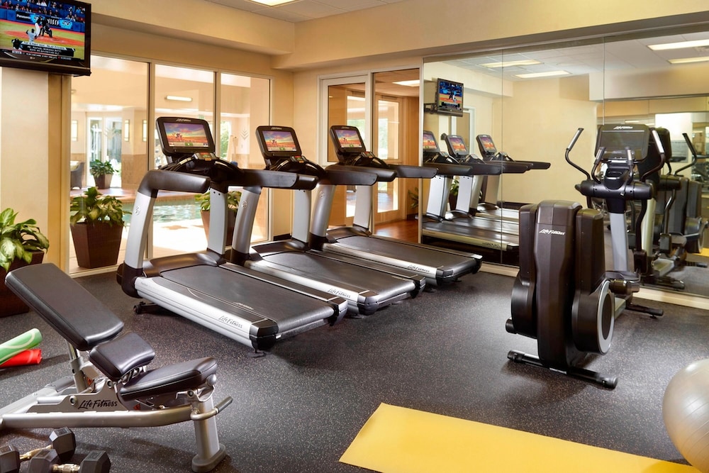 Atlanta Evergreen Lakeside Resort 25/50