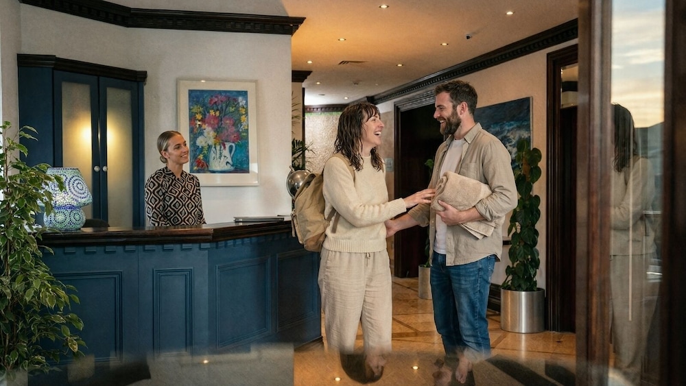 The Schull Harbour Hotel 6/56