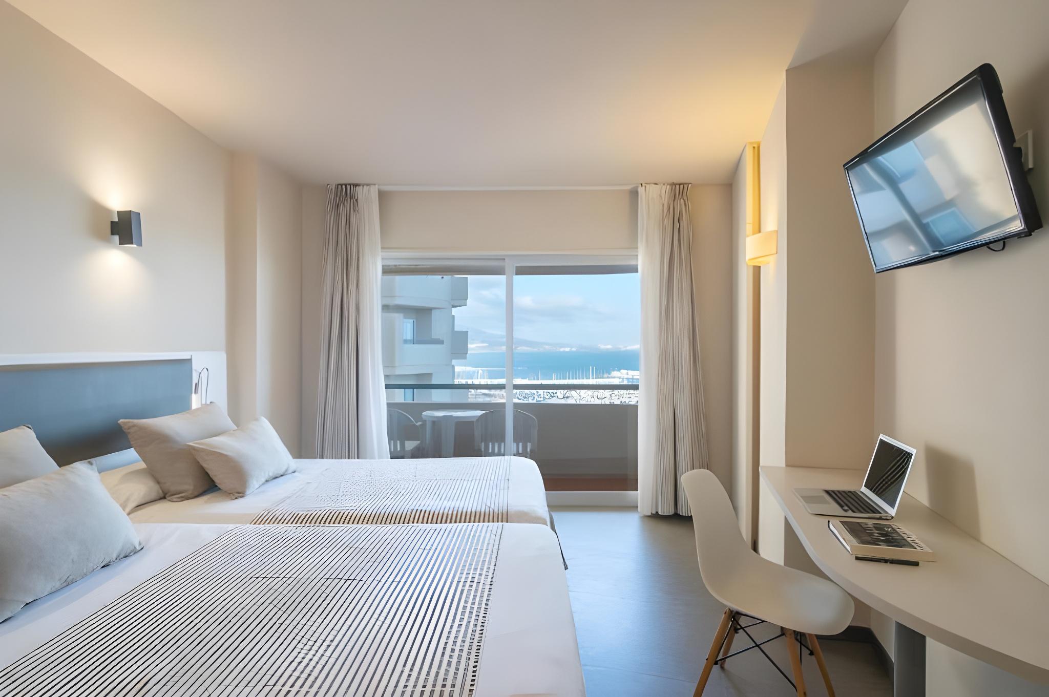 Double/Twin Standard Room