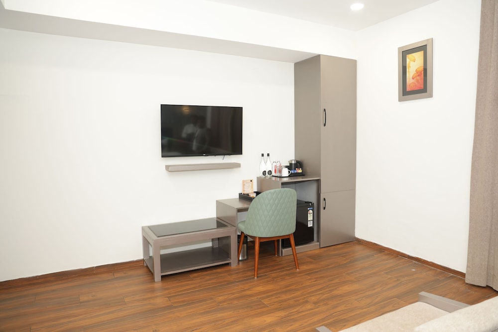 Grand Continent Anjuna A Sarovar Portico Affiliate Hotel 46/60