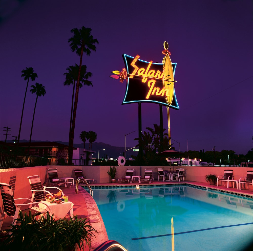 Safari Inn, a Coast Hotel 58/63
