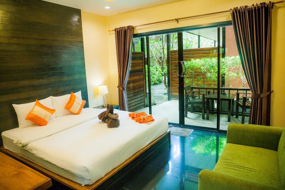 Leelawadee Lipe Resort 10/28