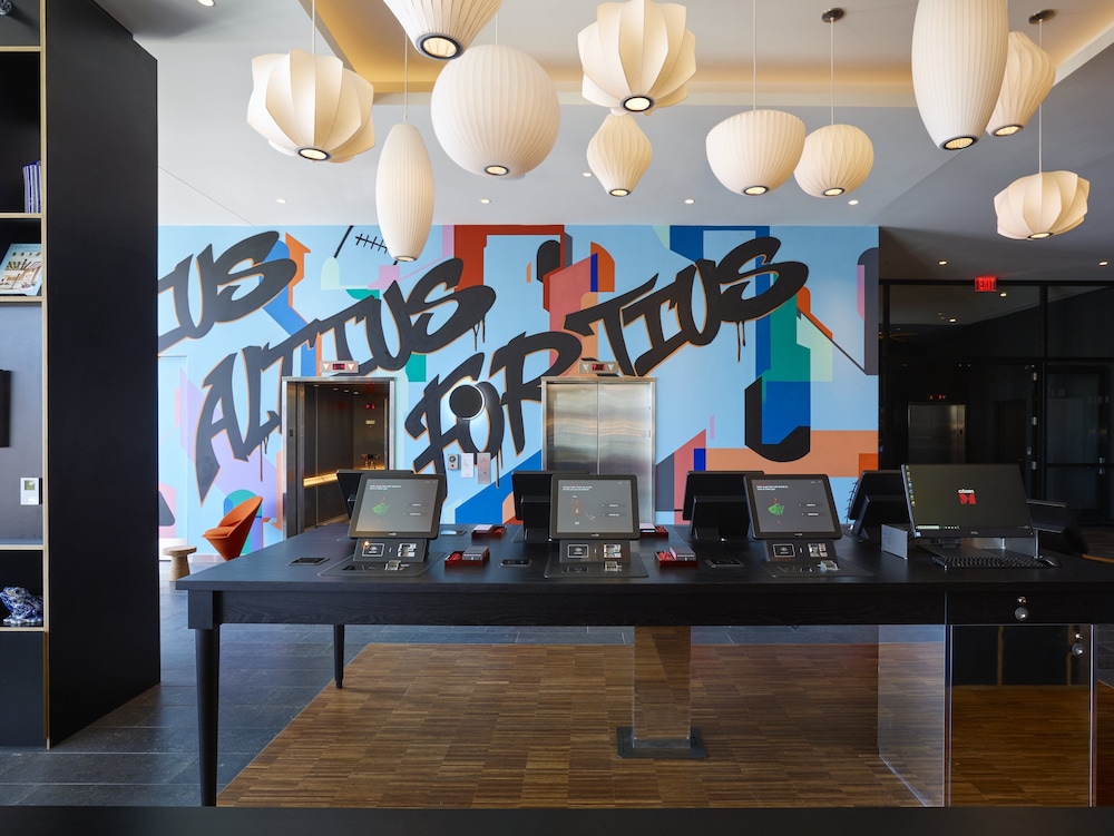 citizenM Boston North Station 44/57