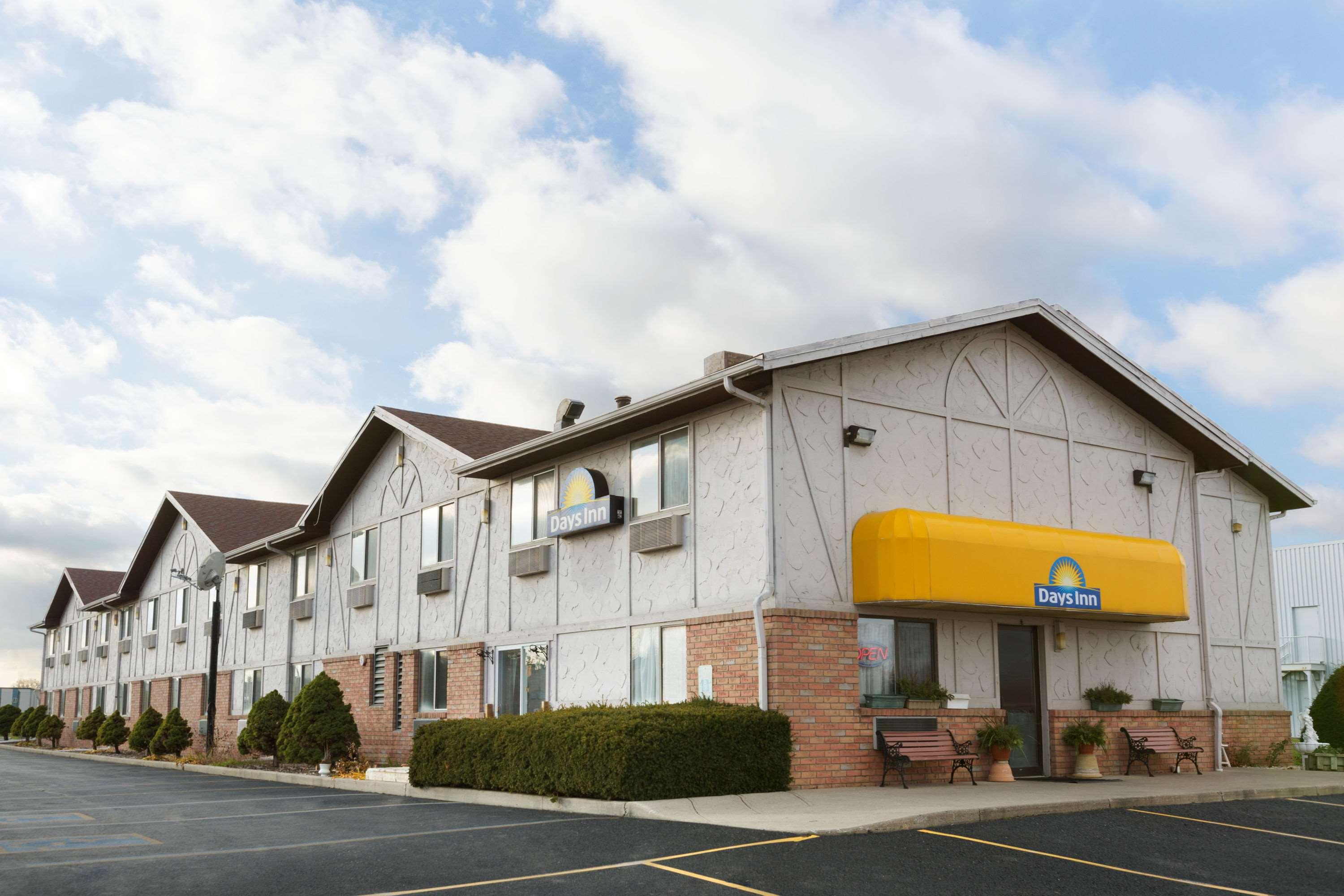 Wallaceburg Inn 1/18