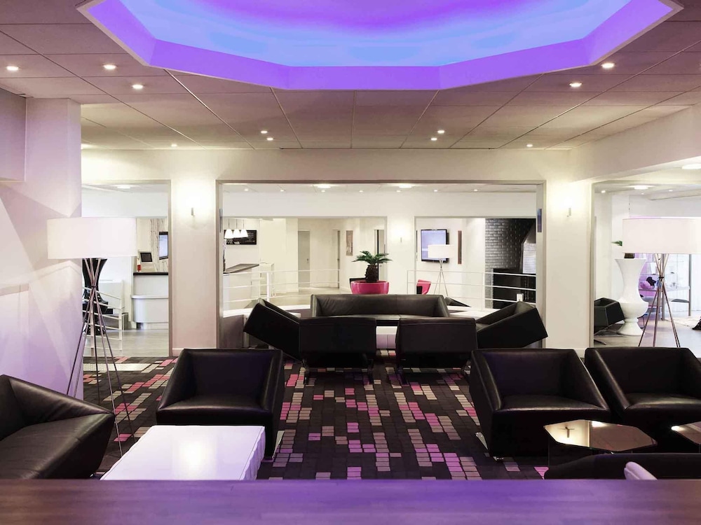 NOVOTEL FONTAINEBLEAU URY 33/51