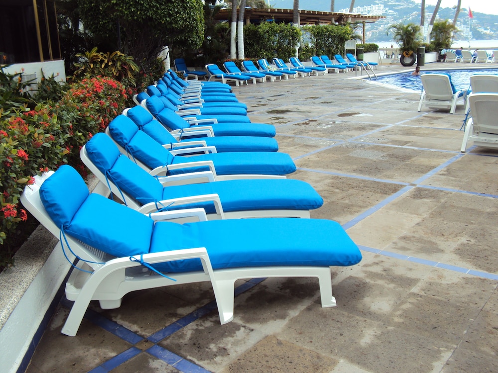 Acapulco Malibu 26/49