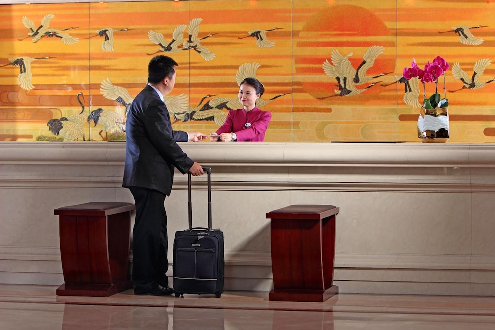 Xinhai Jinjiang Hotel 5/45