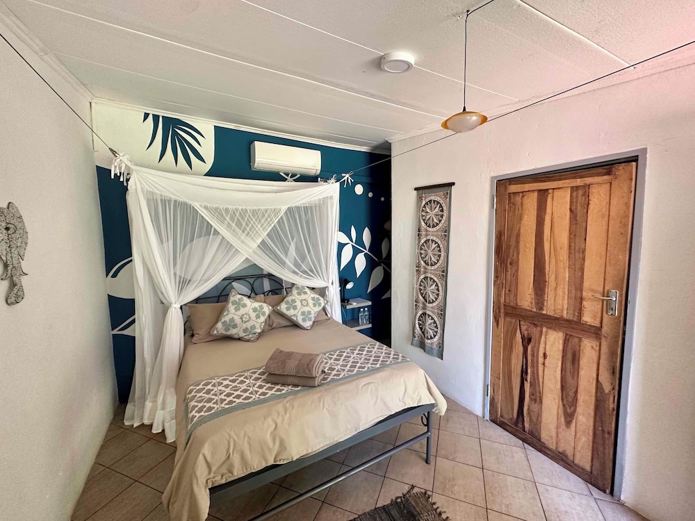 ECONOMY, DOUBLE BED