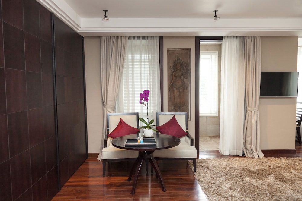 Arunreas Hotel 32/49