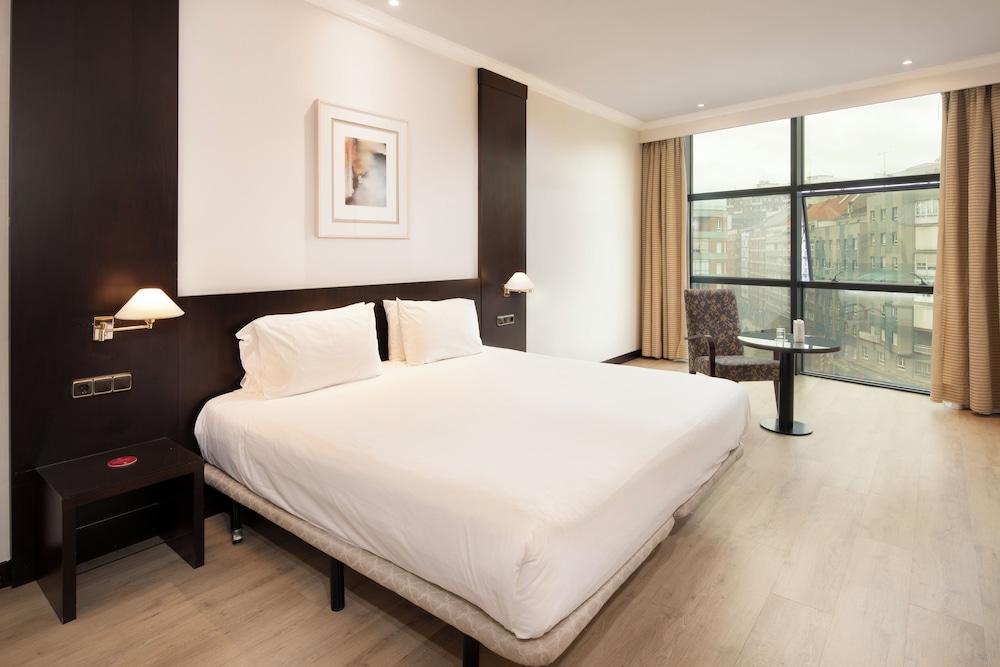 Room, Single, Double or Twin Bed