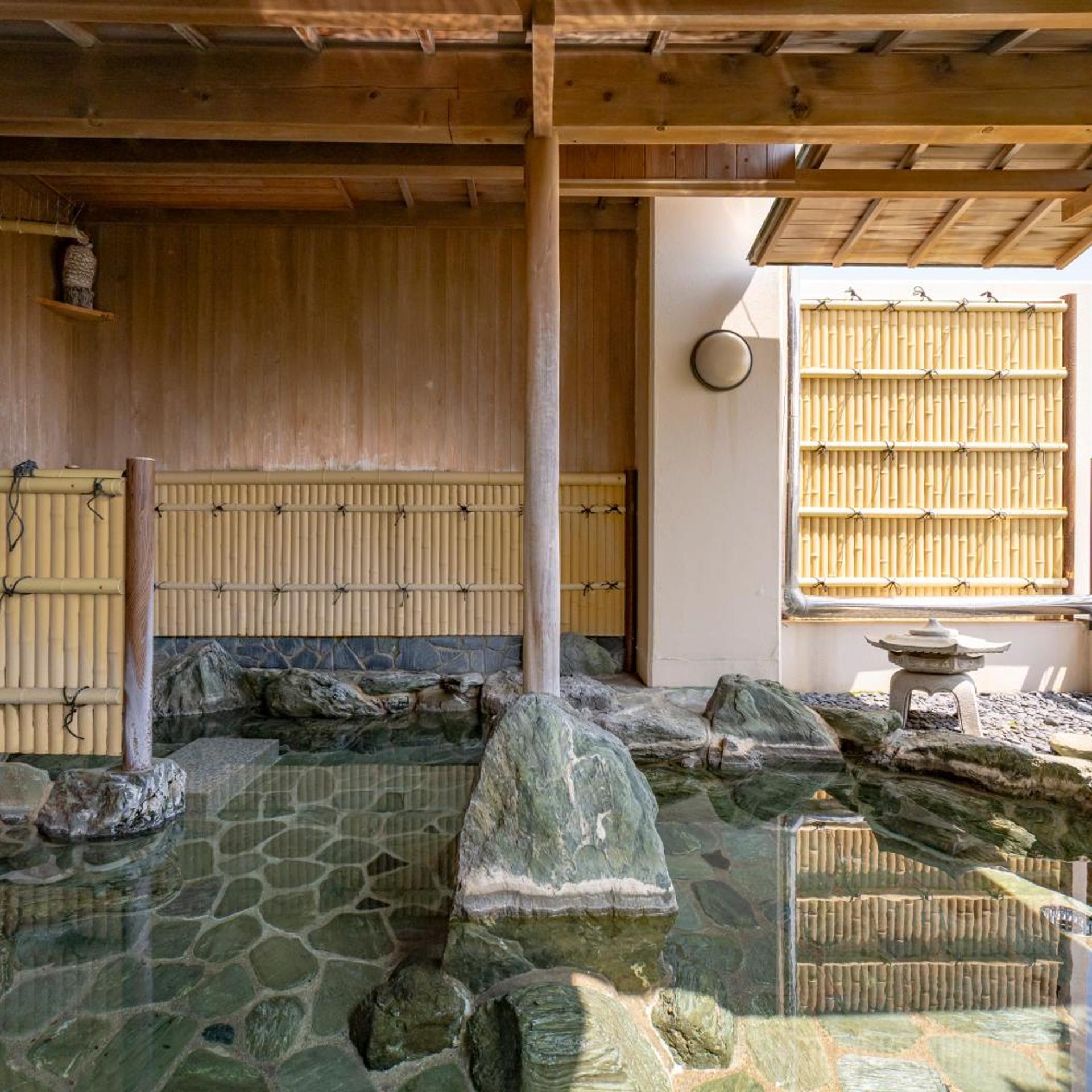 Shima Beach Hotel 13/36