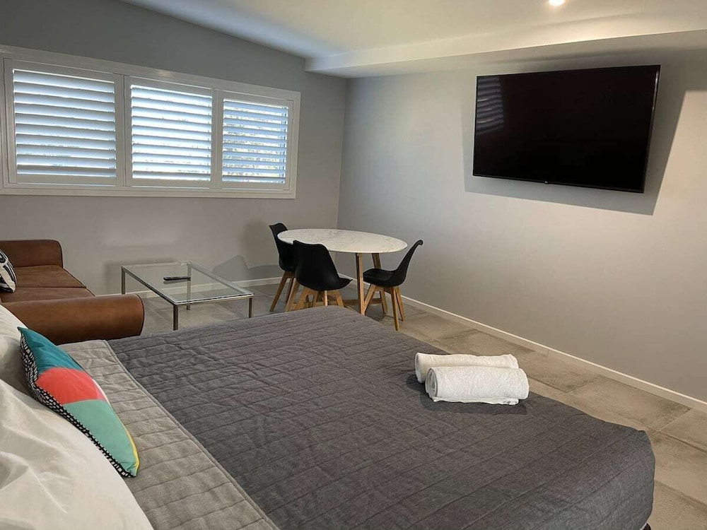 JESMOND EXECUTIVE VILLAS 34/79