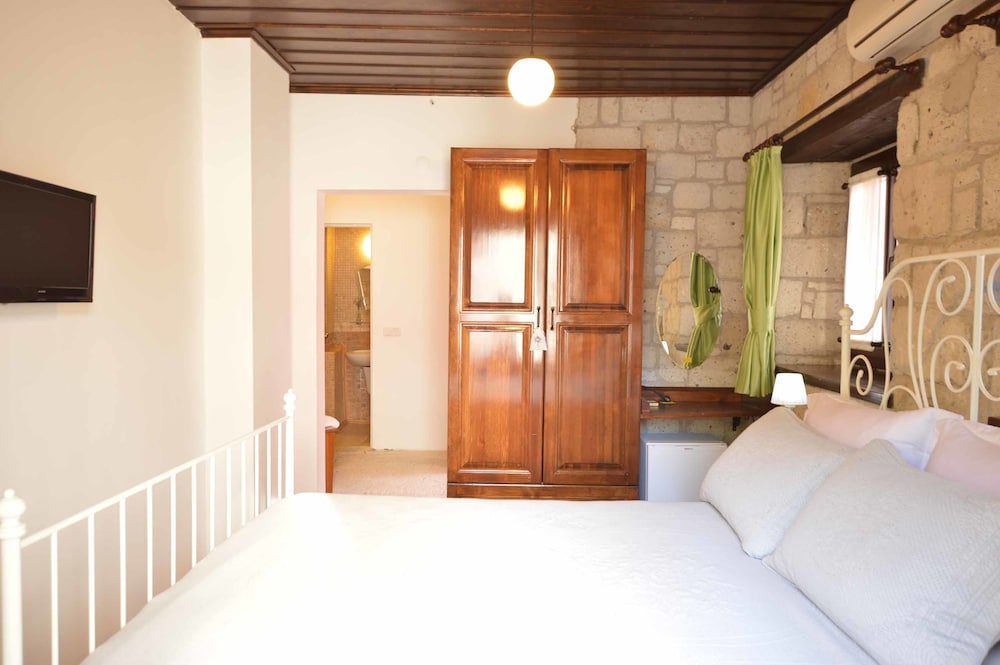 Alavanta35 Hotel 11/35
