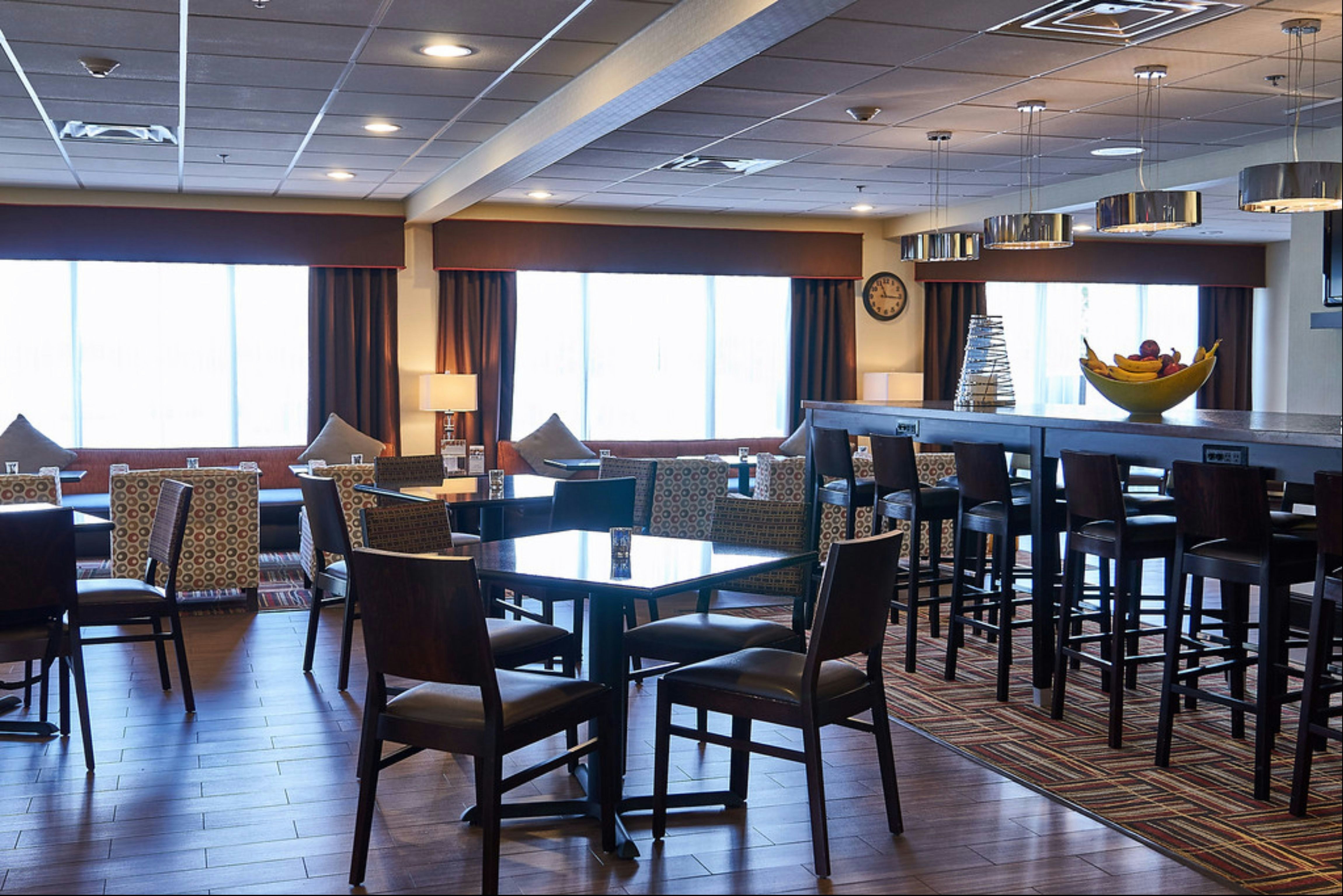Hampton Inn Uniontown 43/63