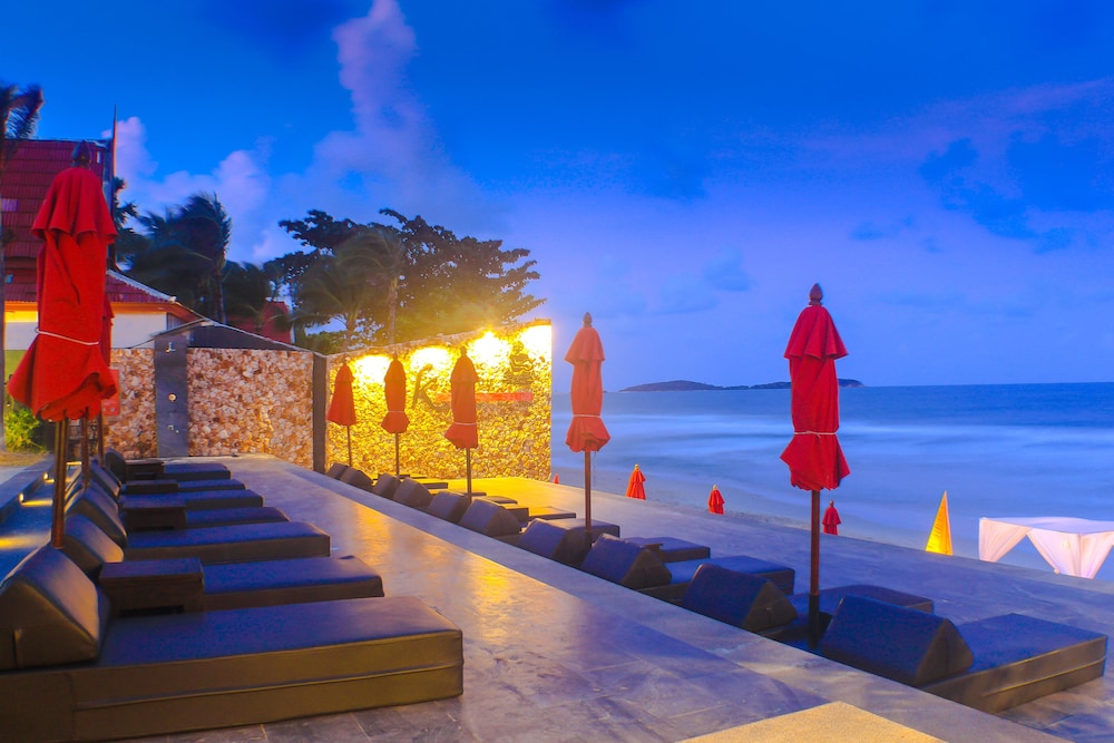 KIRIKAYAN BOUTIQUE RESORT 12/72