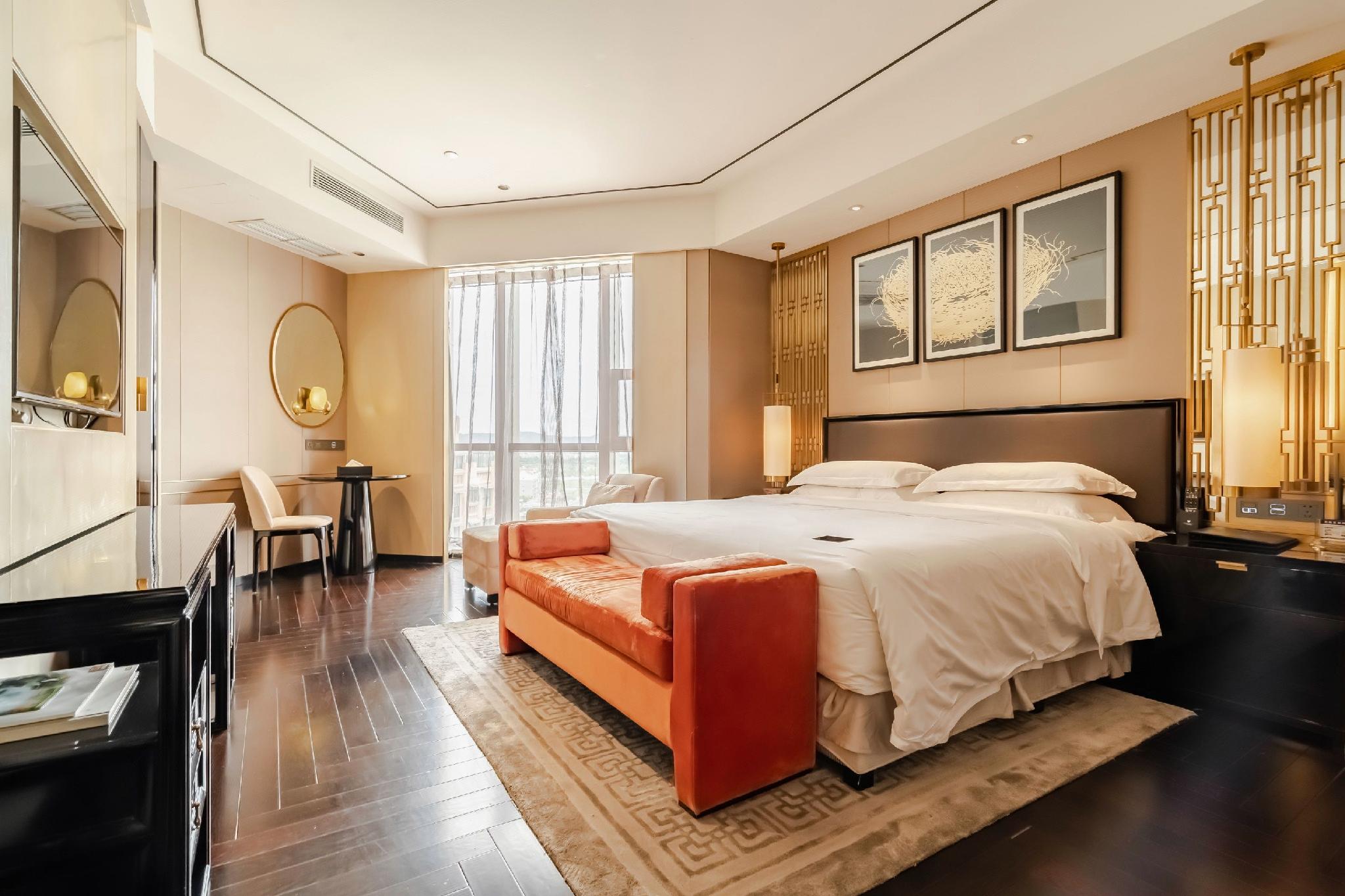 Hongtai V Top Hotel 7/17