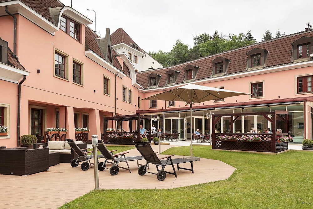 Hotel Hoffmeister and Spa 59/68