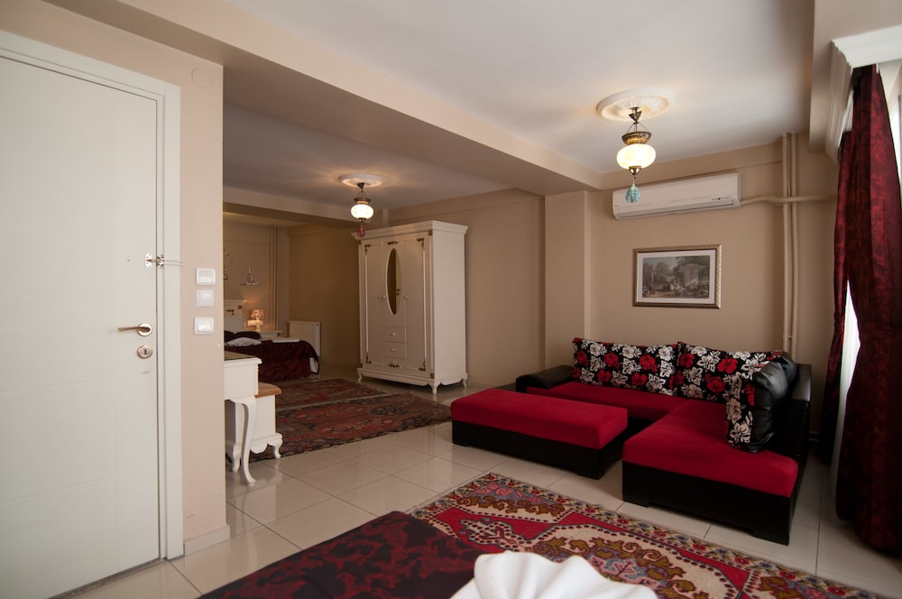 Safran Suites Apart 28/50