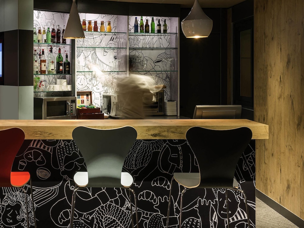 Ibis Paris La Defense Courbevoie 35/49