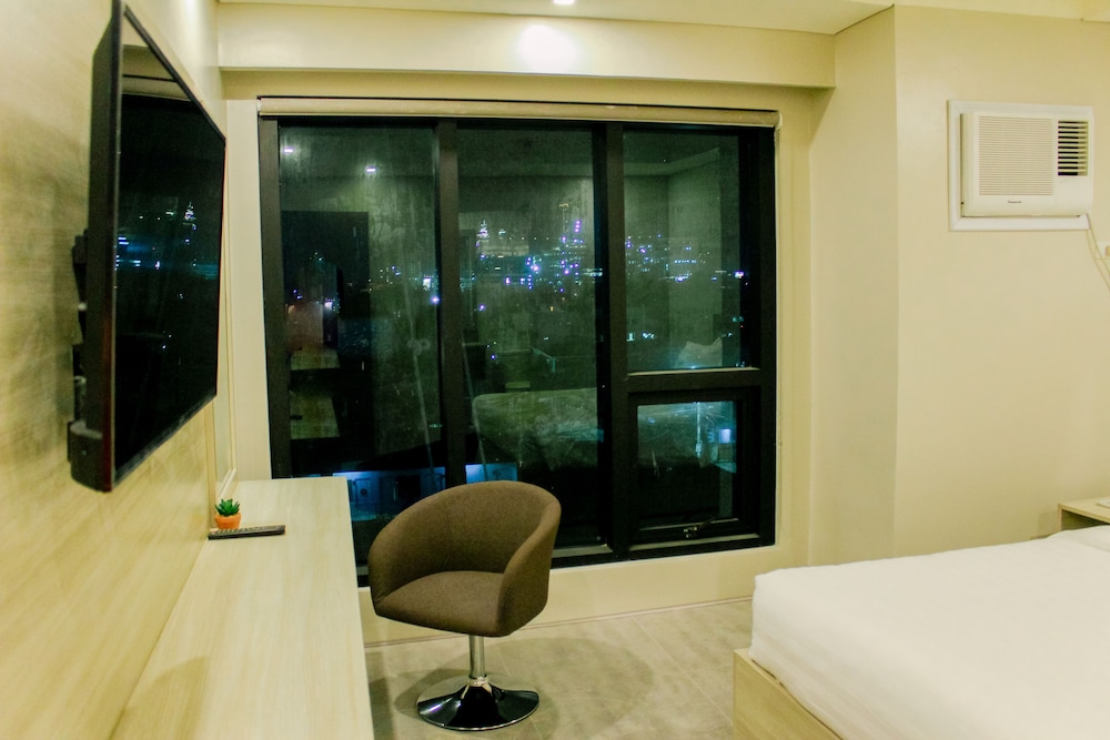 Mabolo Royal Hotel 20/50