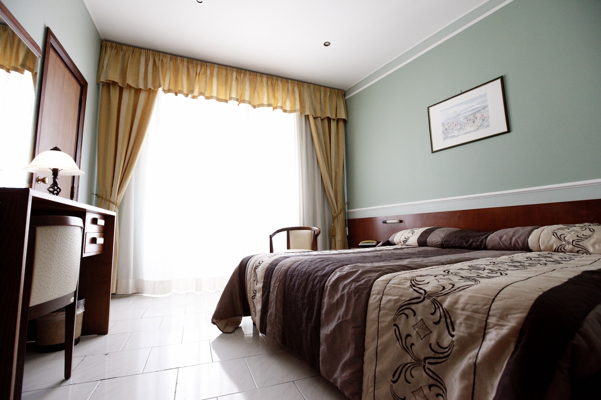 STANDARD, DOUBLE BED, PRIVATE BATHROOM
