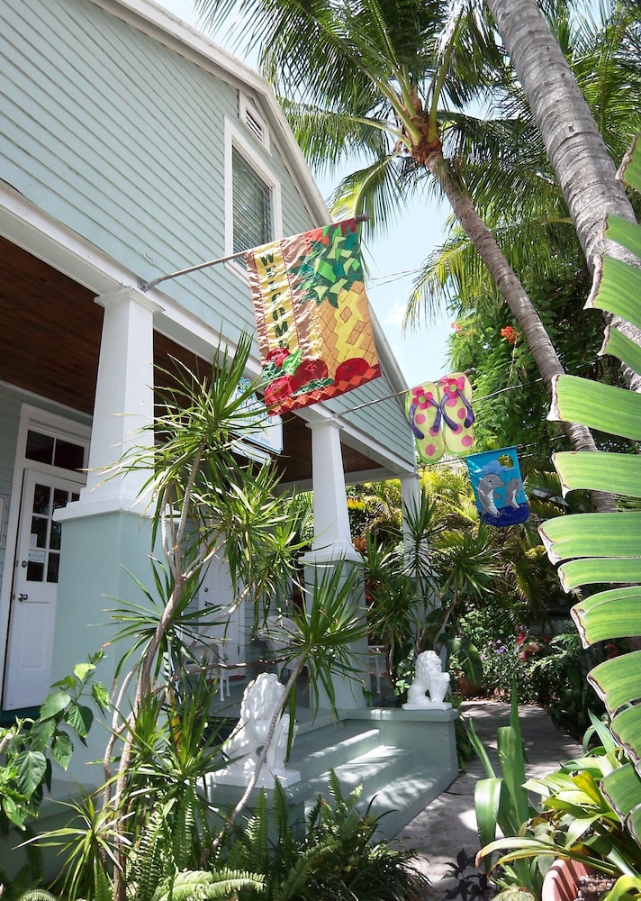 The Grand Guesthouse 58/67