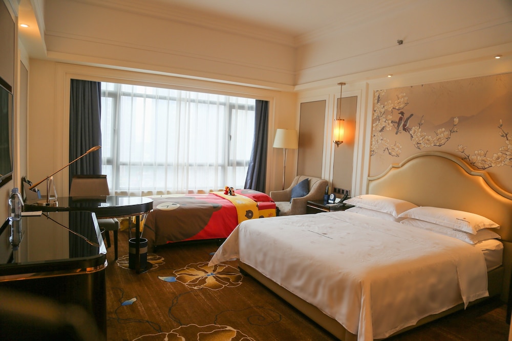 Dayhello International Hotel 15/50