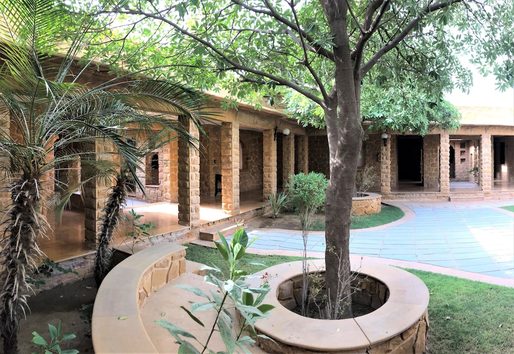 Hotel Rawalkot Jaisalmer 62/72